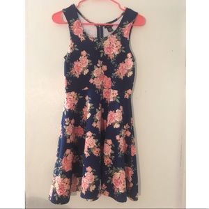 Floral dress from Rue 21 size Medium